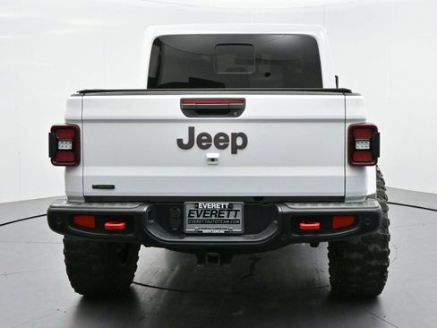 Used 2021 Jeep Gladiator Rubicon AWD/4WD image 6