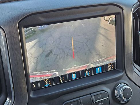 Used 2021 GMC Sierra 2500 Denali w/ Denali Ultimate Package image 18