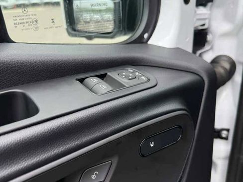New 2025 Mercedes-Benz Sprinter 2500 image 24