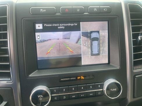 Used 2019 Ford Expedition Platinum RWD image 7