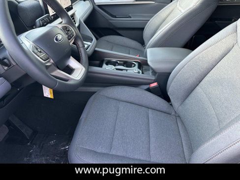 New 2026 Ford Explorer Active RWD image 9