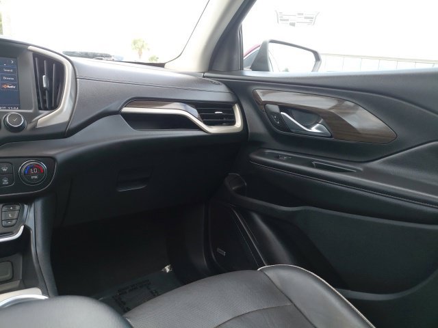 Used 2019 GMC Terrain Denali w/ Advanced Safety Package FWD image 17