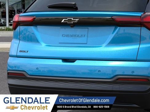 New 2027 Chevrolet Bolt LT w/ Comfort Package FWD image 14