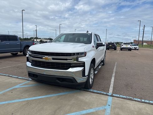 Used 2020 Chevrolet Silverado 1500 LT w/ All-Star Edition AWD/4WD image 1