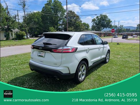 Used 2020 Ford Edge SE FWD image 4