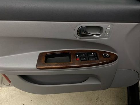 Used 2007 Buick LaCrosse CX FWD image 25