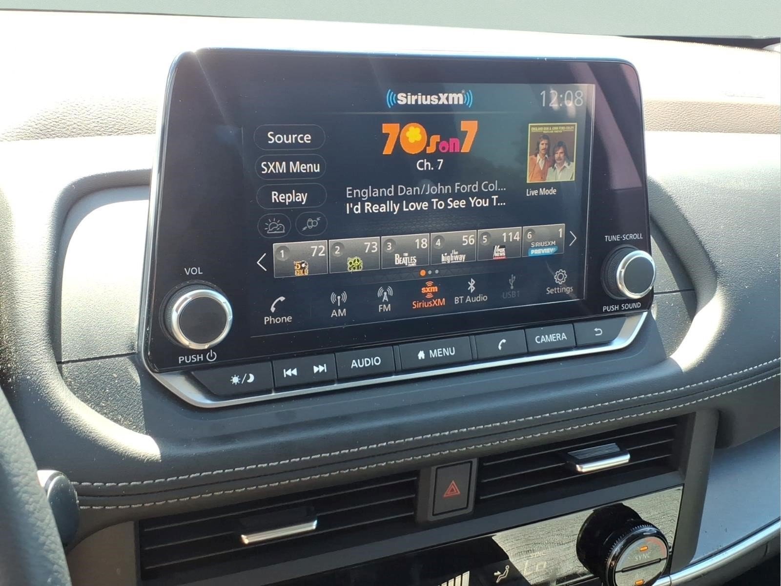 Used 2023 Nissan Rogue SV AWD/4WD image 18