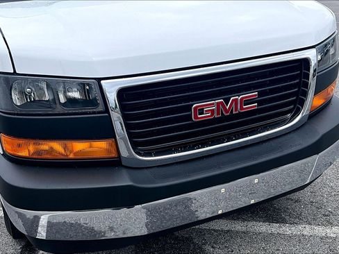 Used 2023 GMC Savana 2500 w/ Driver Convenience Package RWD image 32