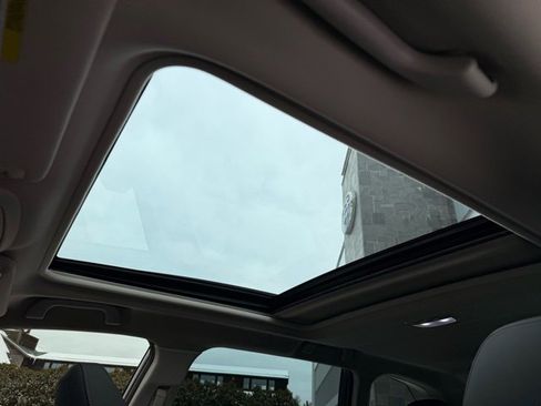 Used 2023 Subaru Forester Sport image 21