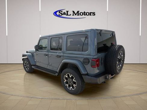 Used 2024 Jeep Wrangler Unlimited Sahara w/ Technology Group AWD/4WD image 6