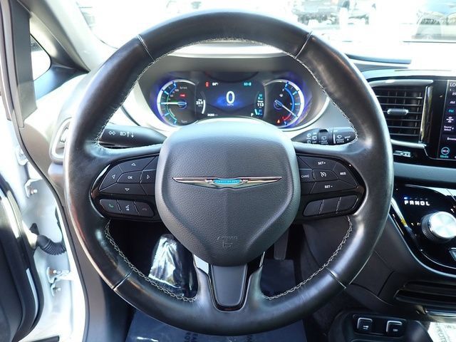 Certified 2020 Chrysler Pacifica Touring w/ S Appearance Package FWD image 22