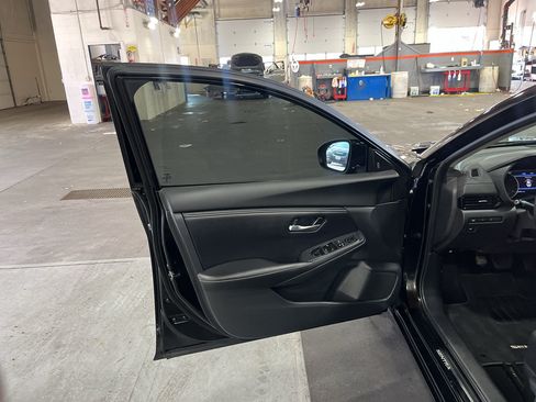 Used 2022 Nissan Sentra SV w/ All-Weather Package FWD image 18