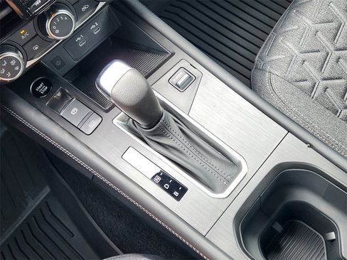 New 2025 Nissan Kicks SV image 15