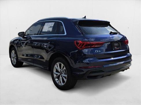 New 2025 Audi Q3 2.0T Premium w/ Convenience Package AWD/4WD image 7
