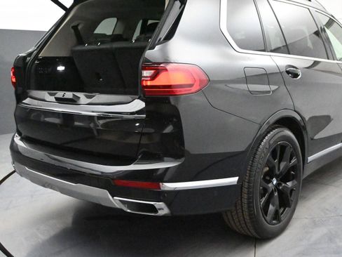 Used 2020 BMW X7 xDrive40i w/ Premium Package image 12