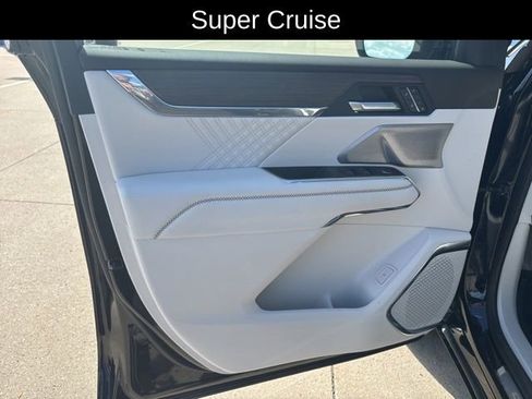 Certified 2024 GMC Acadia Denali w/ Super Cruise Package image 12