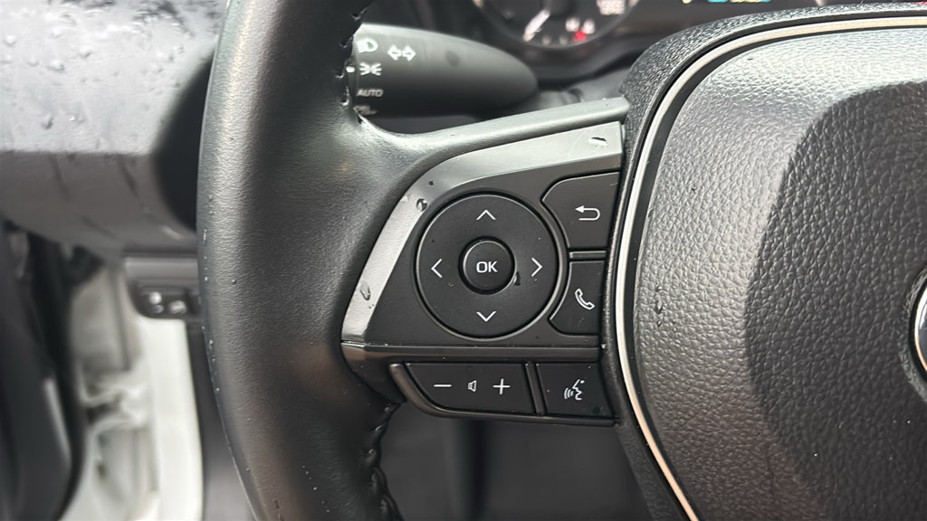 Used 2025 Toyota Corolla SE FWD image 18