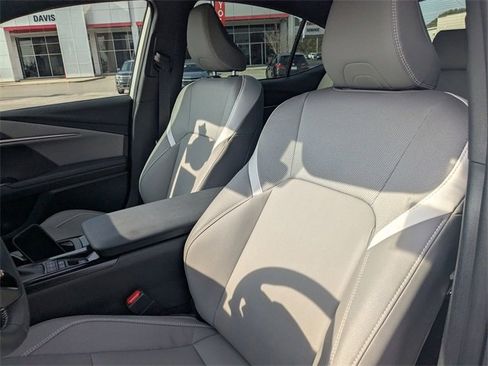 Certified 2025 Toyota Camry SE image 13