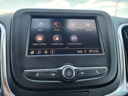 Used 2021 Chevrolet Equinox LT image 22