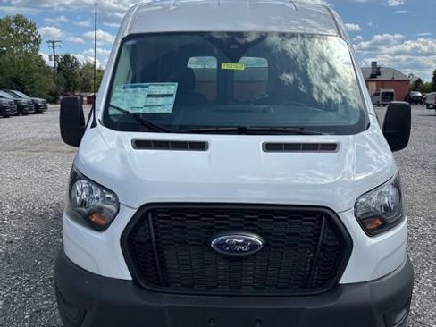 New 2025 Ford Transit 250 Base image 3