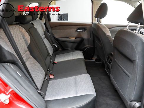 Used 2022 Nissan Rogue SV AWD/4WD image 21