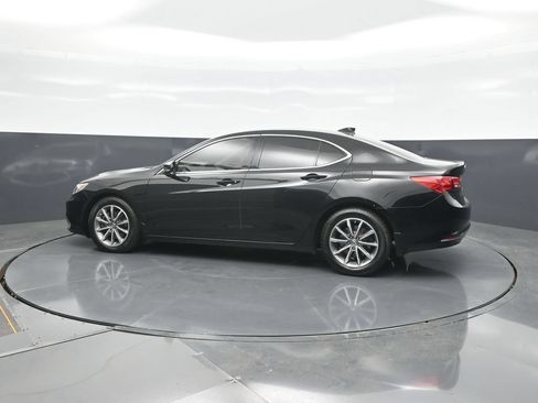 Used 2019 Acura TLX FWD image 4
