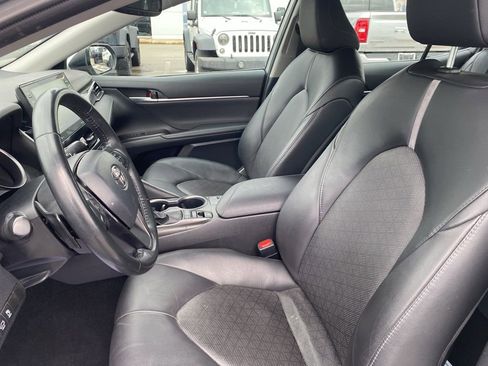 Used 2023 Toyota Camry XSE image 15