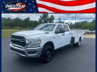 Used 2024 RAM 3500 Tradesman w/ Chrome Appearance Group