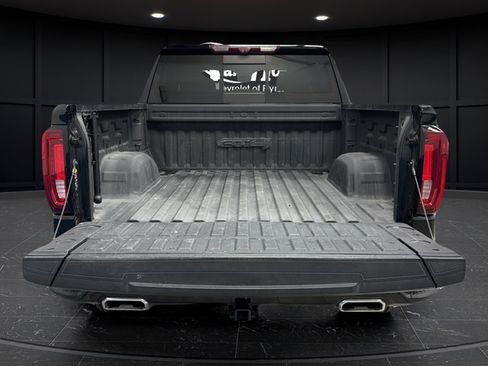 Used 2023 GMC Sierra 1500 AT4 w/ AT4 Premium Package AWD/4WD image 28