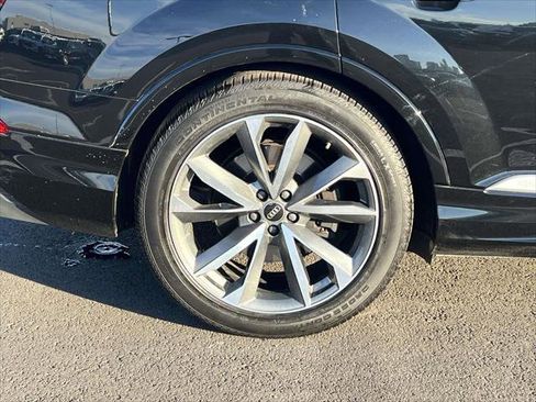 Used 2022 Audi SQ7 Prestige w/ Prestige Package image 8