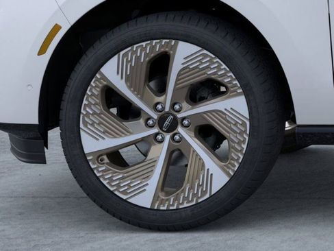 New 2026 Lincoln Navigator L Black Label AWD/4WD image 19