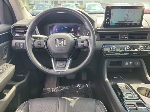 Used 2024 Honda Pilot Elite image 10