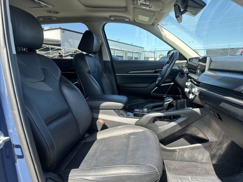 Used 2023 Kia Telluride S w/ S Sunroof Package FWD image 24