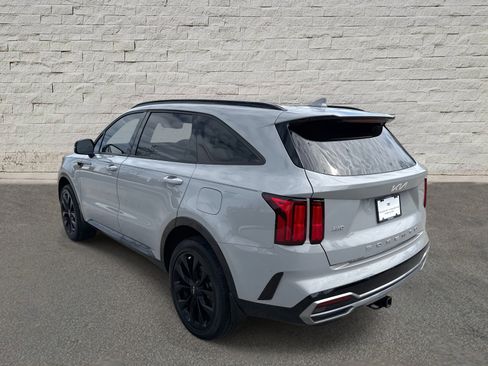 Used 2022 Kia Sorento SX image 7