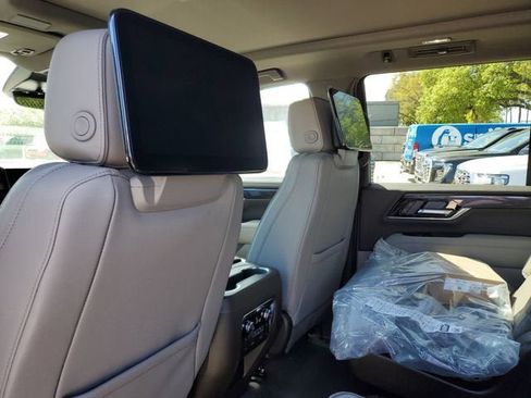 New 2026 GMC Yukon Elevation w/ Elevation Premium Package image 10