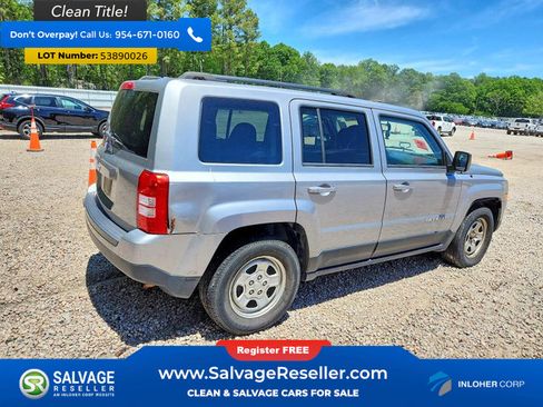 Used 2016 Jeep Patriot Sport w/ Power Value Group FWD image 4