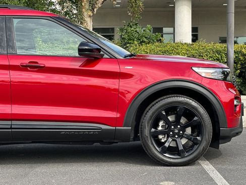 Used 2023 Ford Explorer ST-Line w/ Class IV Trailer Tow Package image 33