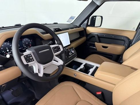 New 2025 Land Rover Defender 110 S image 15