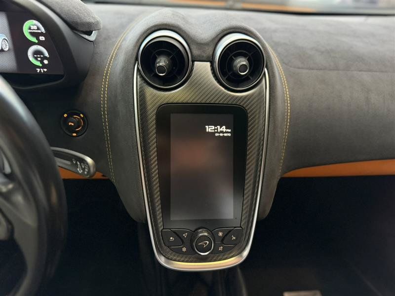 Used 2018 McLaren 570S Spider RWD image 28