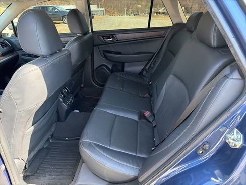 Used 2019 Subaru Outback 2.5i Limited w/ Popular Package #2 image 16