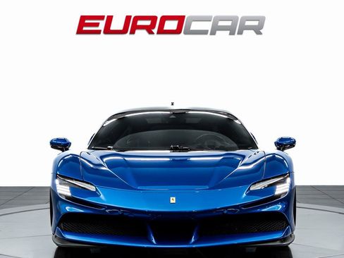 Used 2022 Ferrari SF90 Stradale image 8