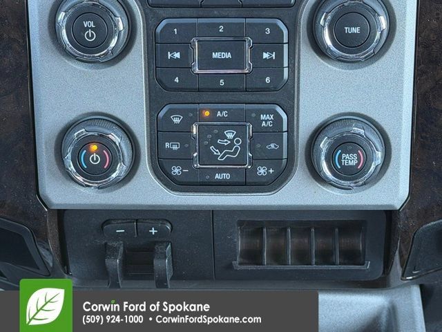 Used 2013 Ford F350 Platinum w/ FX4 Off Road Pkg AWD/4WD image 32