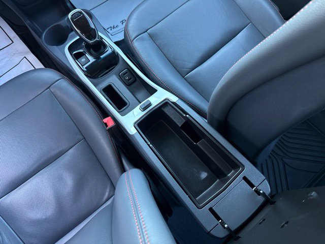 Used 2020 Chevrolet Bolt Premier w/ Infotainment Package FWD image 23