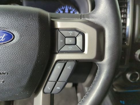 Used 2021 Ford Expedition XLT image 28