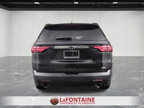 Used 2023 Chevrolet Traverse RS image 7
