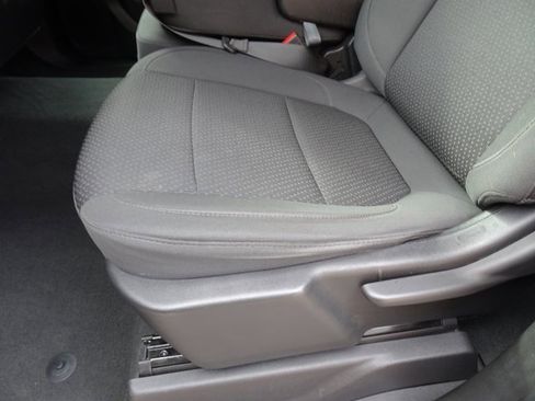 Certified 2022 Chevrolet Silverado 2500 Custom w/ Custom Value Package image 9