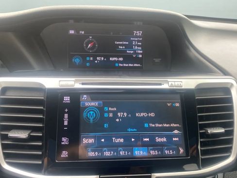 Used 2017 Honda Accord EX-L image 17