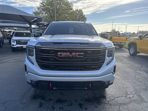 Used 2022 GMC Sierra 1500 AT4X AWD/4WD image 2