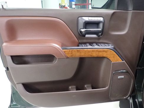 Used 2015 Chevrolet Silverado 1500 High Country w/ High Country Premium Package image 12