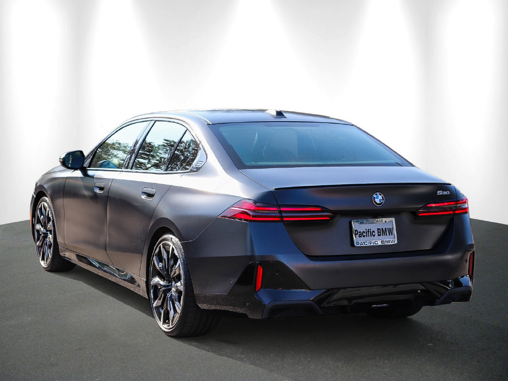 Certified 2024 BMW 530i w/ M Sport Package RWD image 4